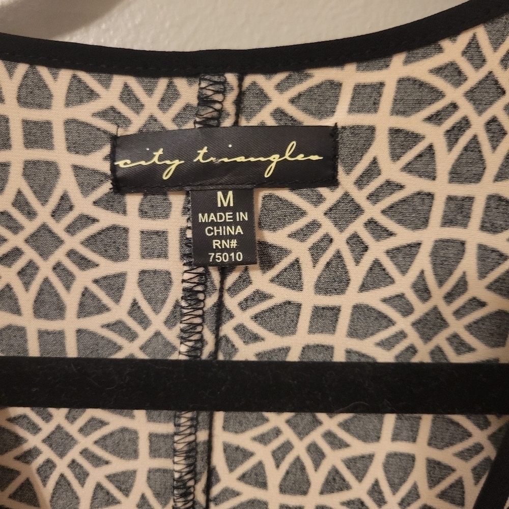 City Triangles Womens Black And Cream Babydoll V-Neck Wrap Dress. Office Sz M - Picture 9 of 10
